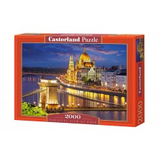Castorland 2000 - Budapest at night